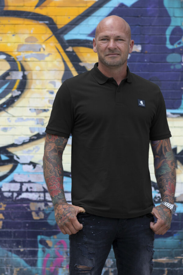 Lion Badge Black